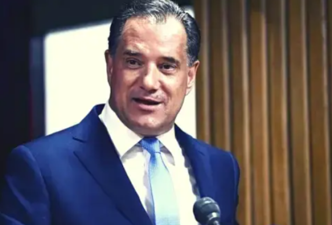 Καυστικός Γεωργιάδης για τη λίστα γάμου Κασσελάκη